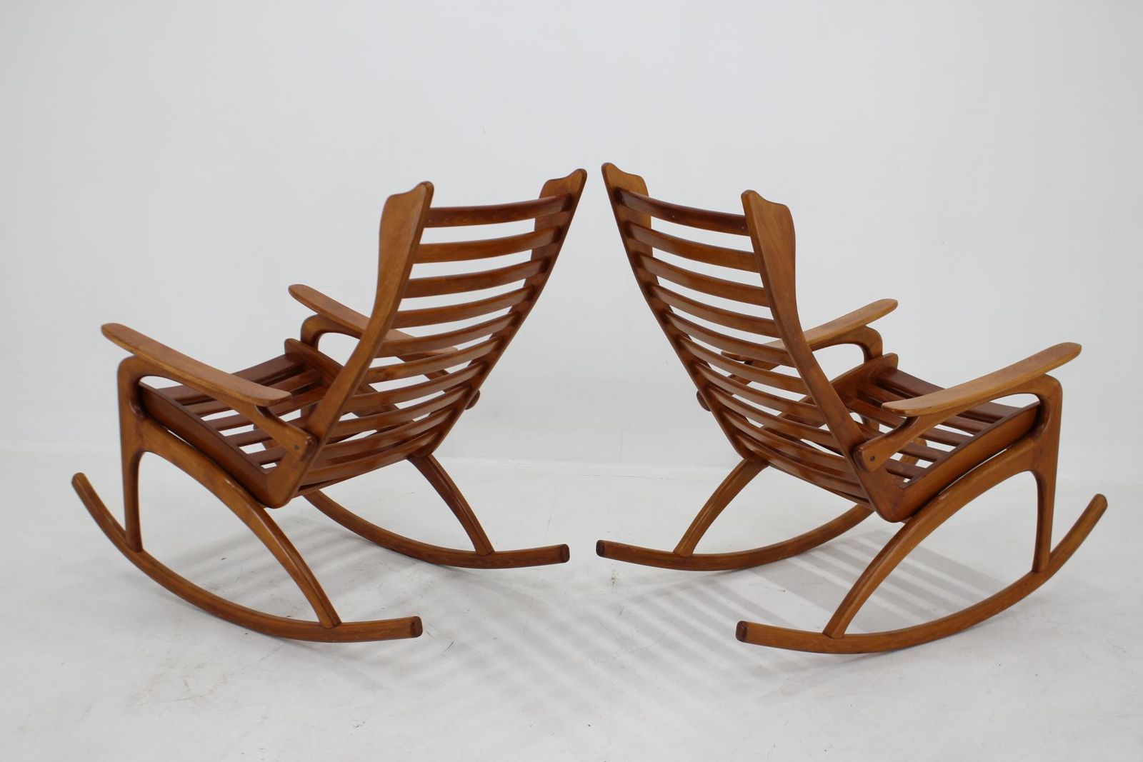 1960s Pair Of Rare Beech Rocking Chairs By Uluv, Czechoslovakia photo vinterior