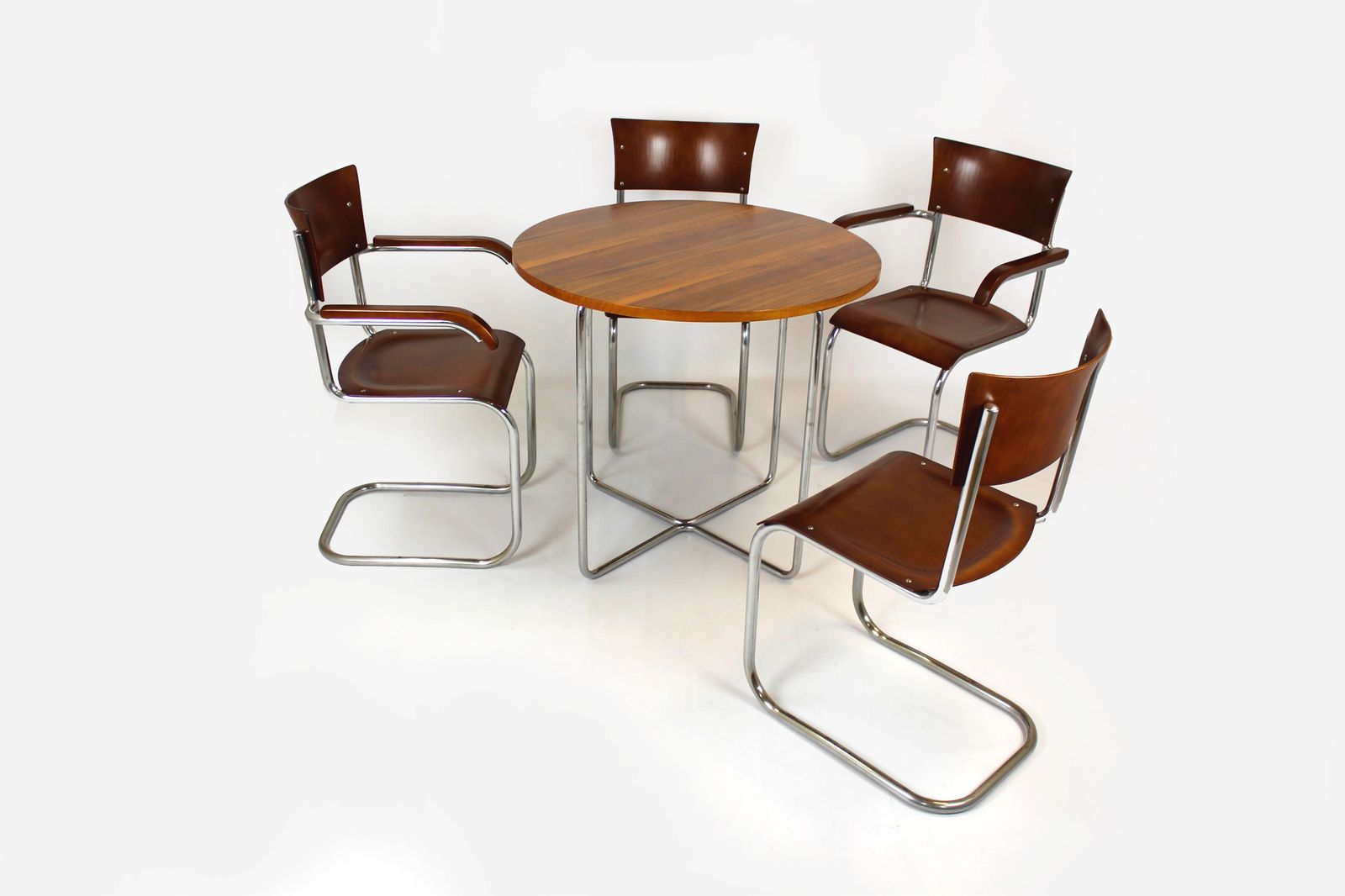 Restored Bauhaus Tubular Steel Set, Round Table And Four Chairs By Mart Stam, 1930s