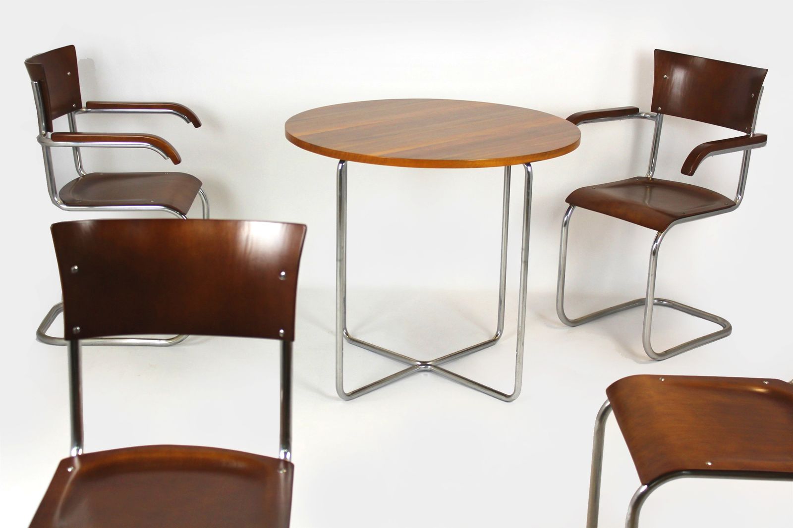 Restored Bauhaus Tubular Steel Set, Round Table And Four Chairs By Mart Stam, 1930s photo Furniture
