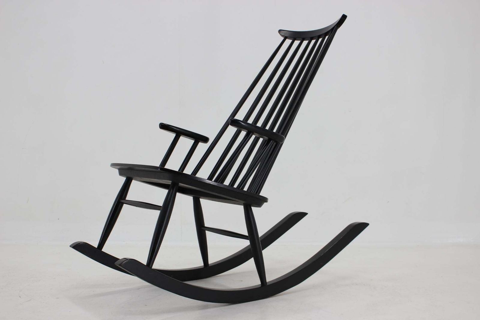 1960s Varjosen Puunjalostus Beech Rocking Chair, Finland photo furniture