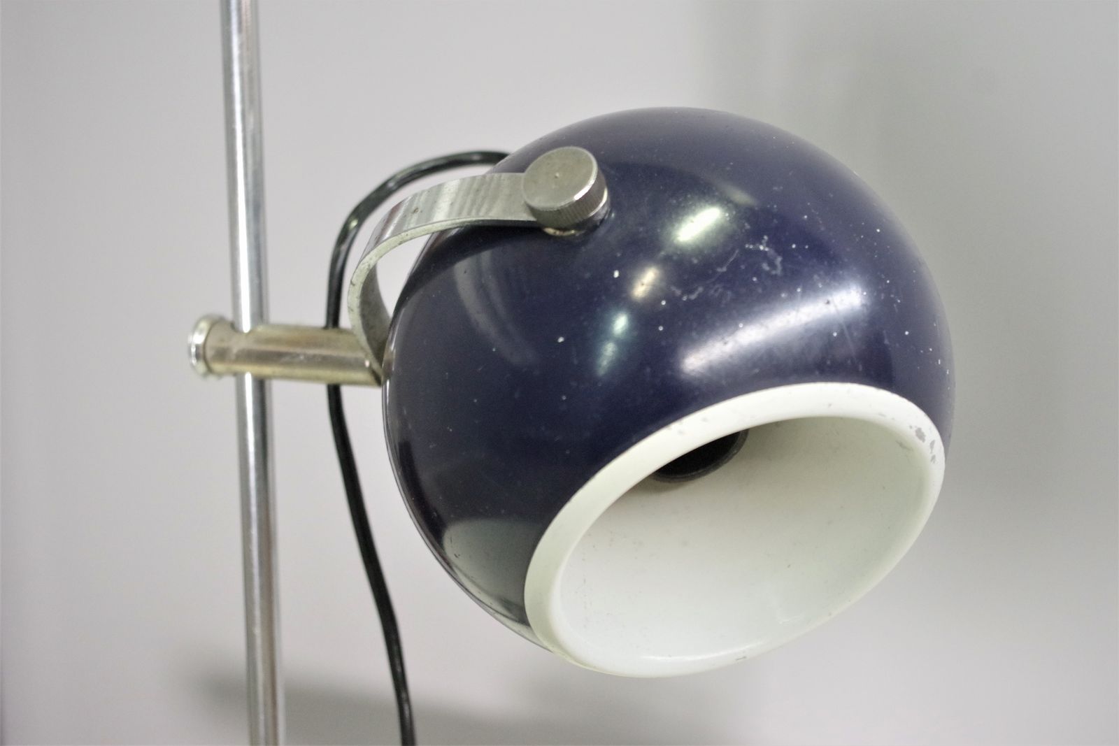 Space Age Blue “Eye Ball” Table Lamp – Goffredo Reggiani, 1970s photo for sale