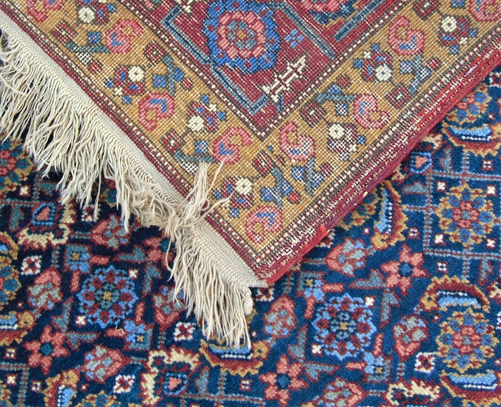 Antique Feraghan Carpet, 1800s photo vinterior