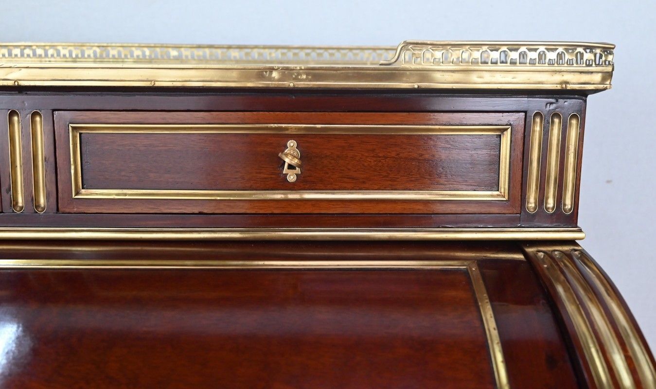 Furniture Important Cylinder Desk In Mahogany, Louis XVI Style, Napoleon III Period   2nd Half Of The 19th Century photo