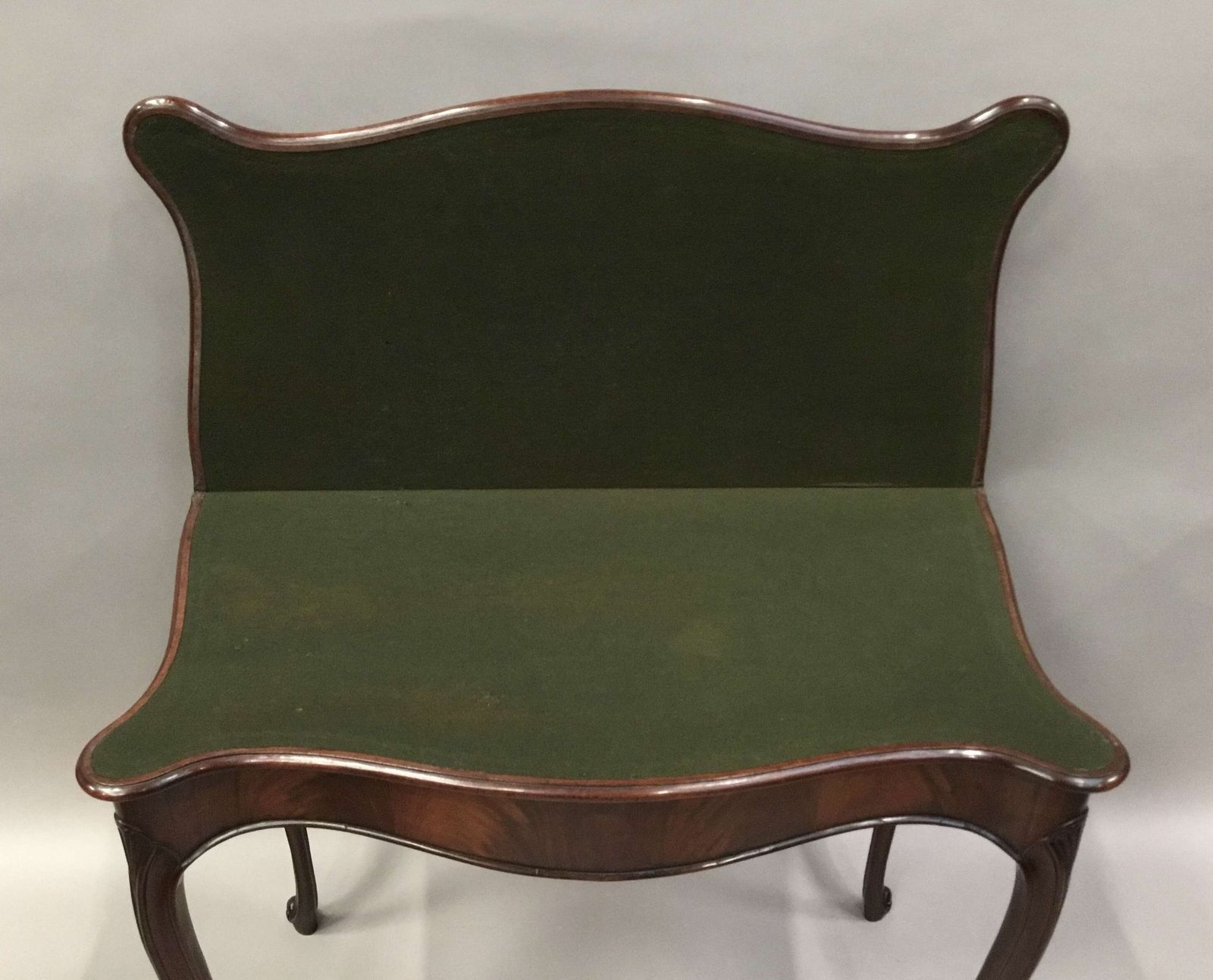 Elegant George III Mahogany Hepplewhite Serpentine Card Table photo Furniture