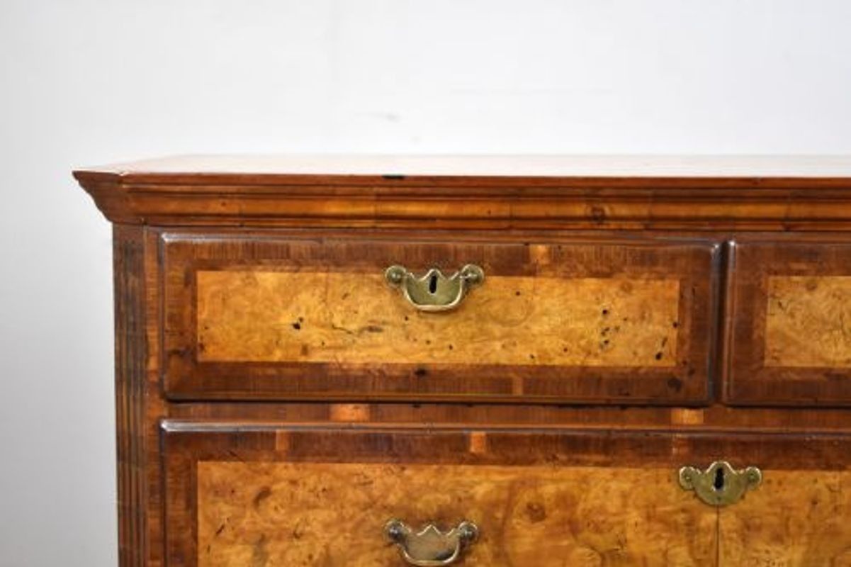 George III Burr Walnut Chest Of Drawers photo buy