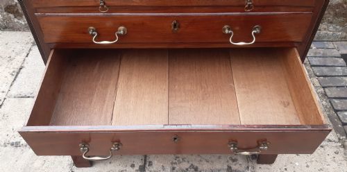 Georgian Mahogany Chest Of Drawers Small photo vinterior