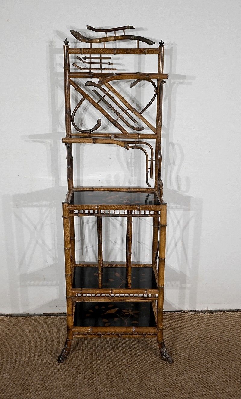 Small Bamboo Shelf And Pair Of Wall Consoles With Asian Decor – 1920 photo Furniture