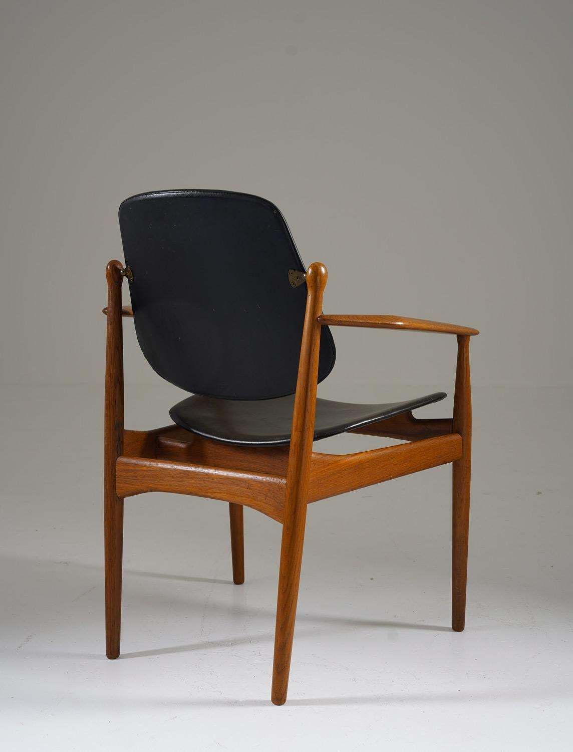 Danish Teak And Leather Chair By Arne Vodder For France & Daverkosen photo Furniture