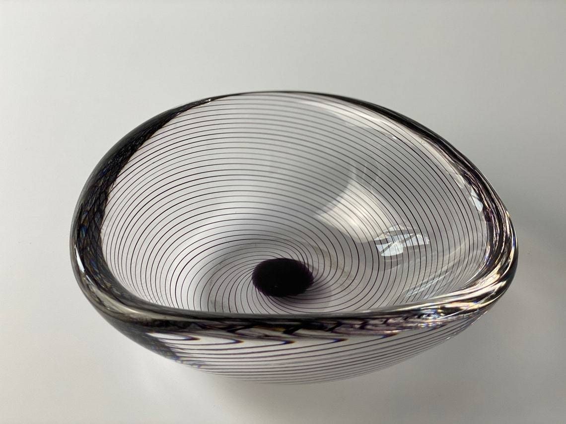 Art Glass Bowl By Vicke Lindstrand For The Swedish Glassworks Kosta  Clear Glass With Purple Threads  Mic Century Modern From Sweden
