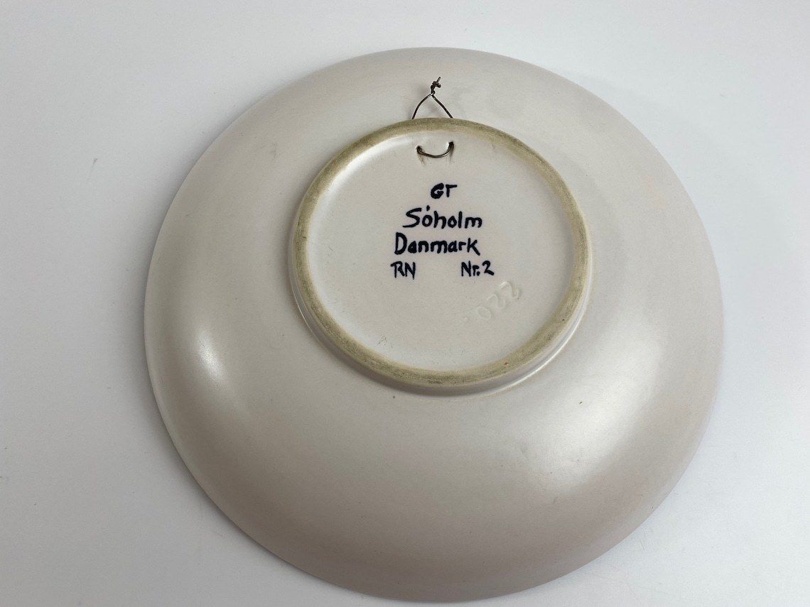 photo furniture Striking Blue And Yellow Bowl / Wall Hanging By Rigmor Nielsen For Danish Pottery Soholm In Denmark, Danish Mid Century Modern, 1950 1960s