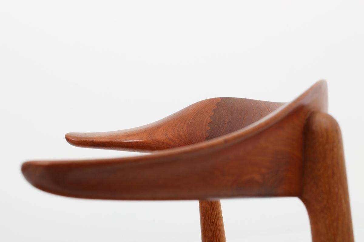 31149.0 Set Of Eight Danish Dining Chairs "Cowhorn Chair" By Knud Faerch photo