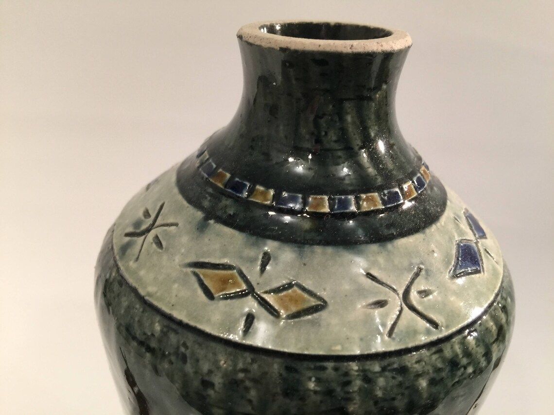 Vase, Swedish Green Glazed Chamotte With Incised Geometric Pattern By Yngve Blixt, Own Studio In Hoganas, 1960s, Scandinavian Home Decor photo buy