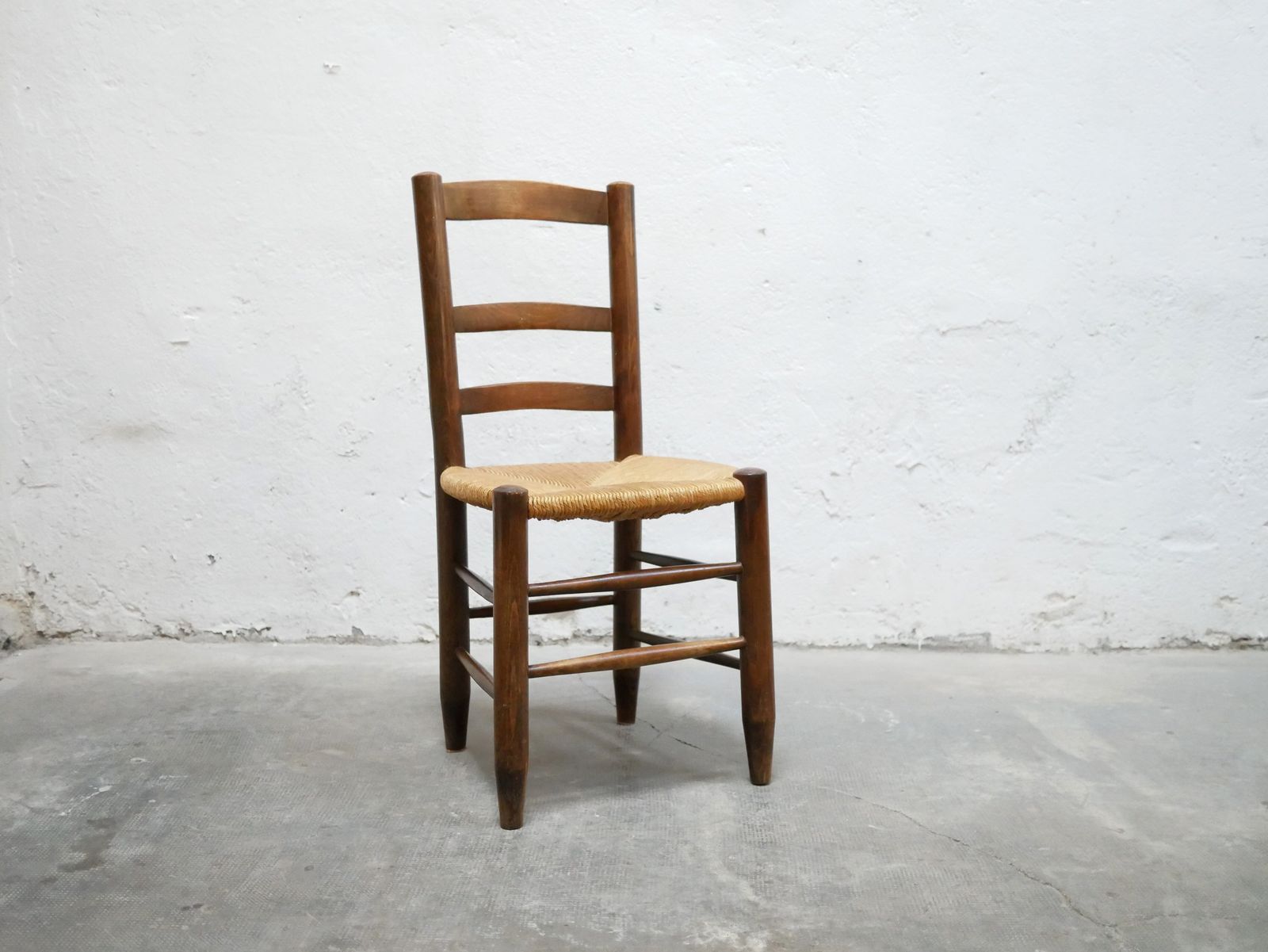 Antique Mulched Wooden Country Chair photo buy