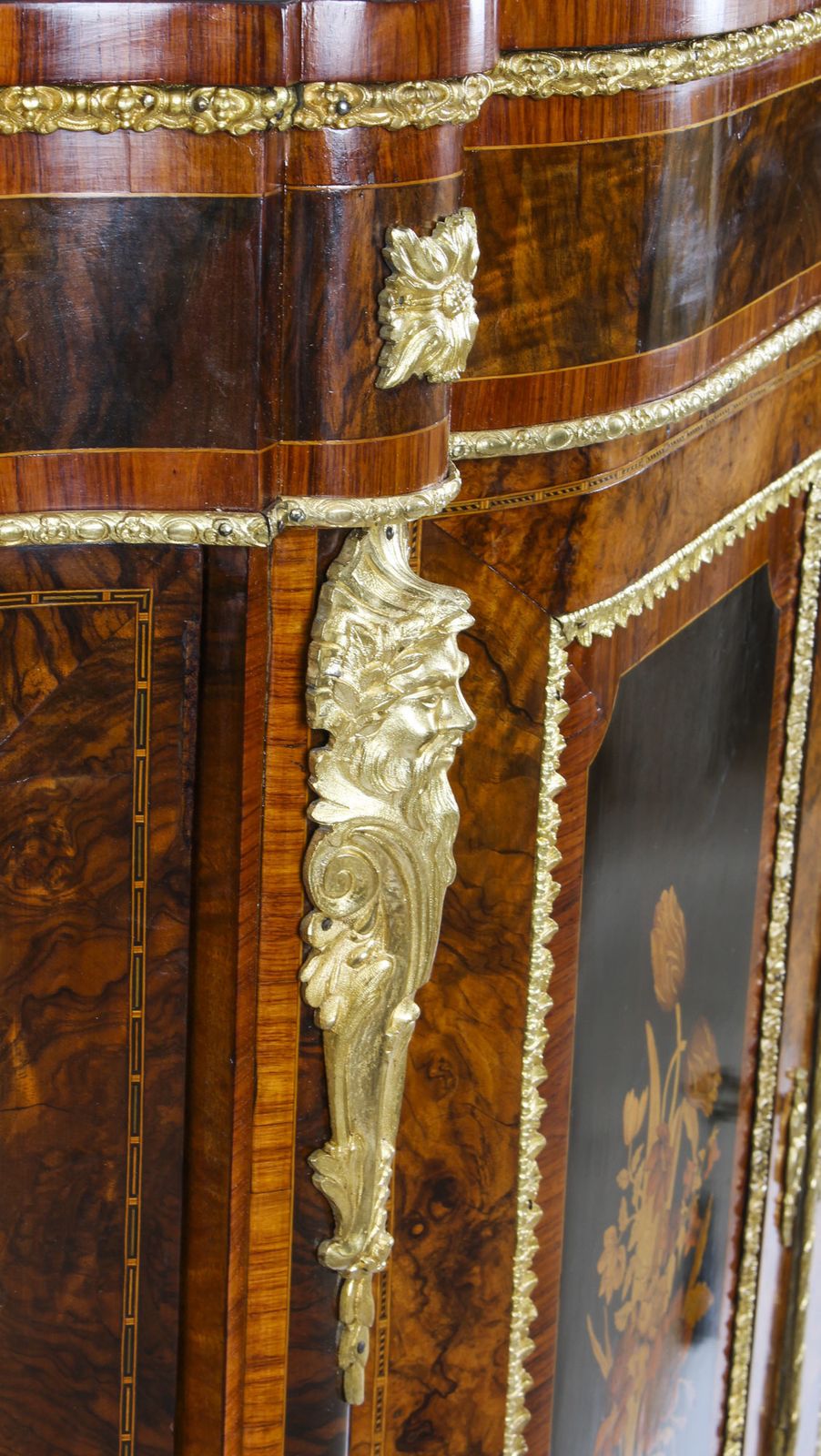 photo furniture Victorian Burr Walnut &  Marquetry Serpentine Credenza C.1860 19th C