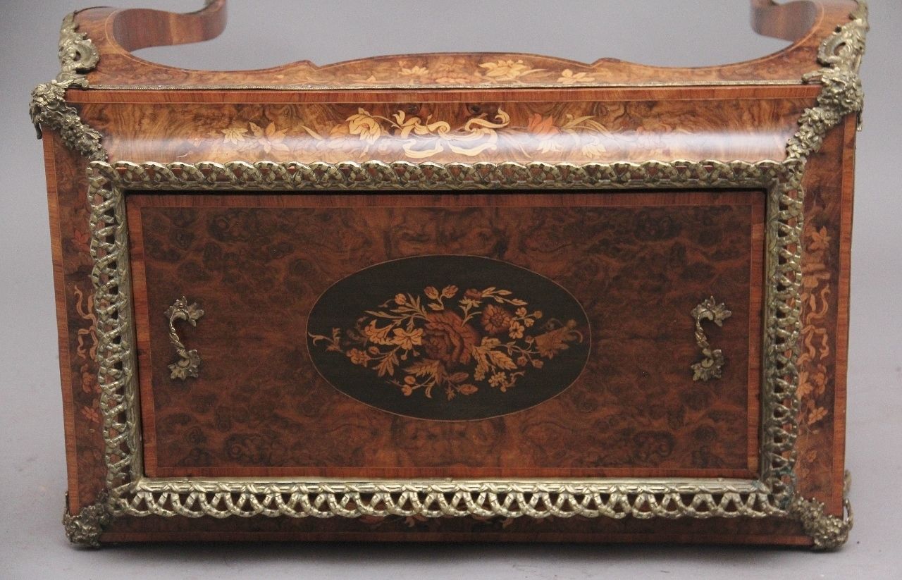 19th Century Burr Walnut And Marquetry Jardiniere photo vinterior