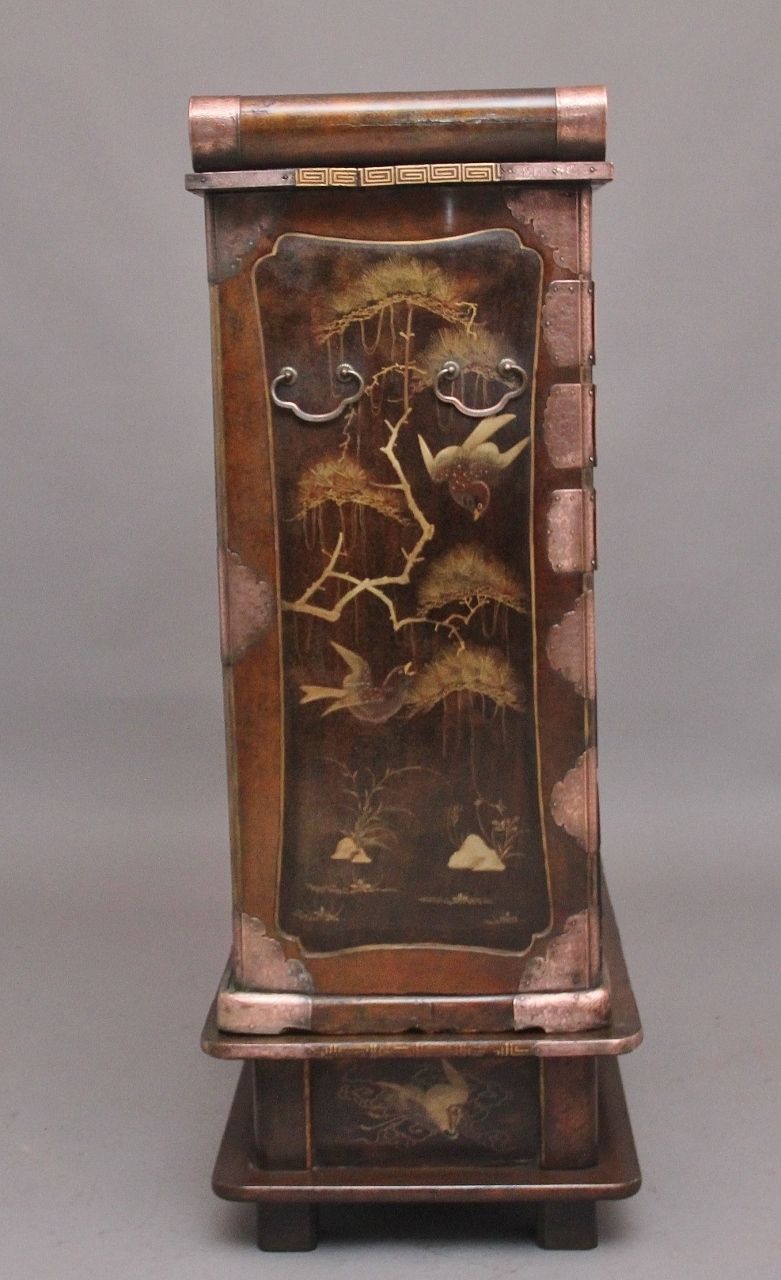 19th Century Japanese Gilt Lacquered Cabinet photo vintage