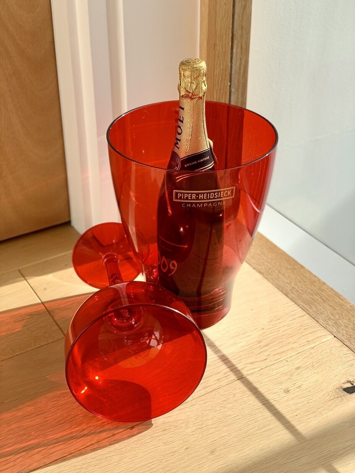 Red Acrylic French Piper Heidsieck Champagne Ice Bucket & Giant Glass photo 50.0