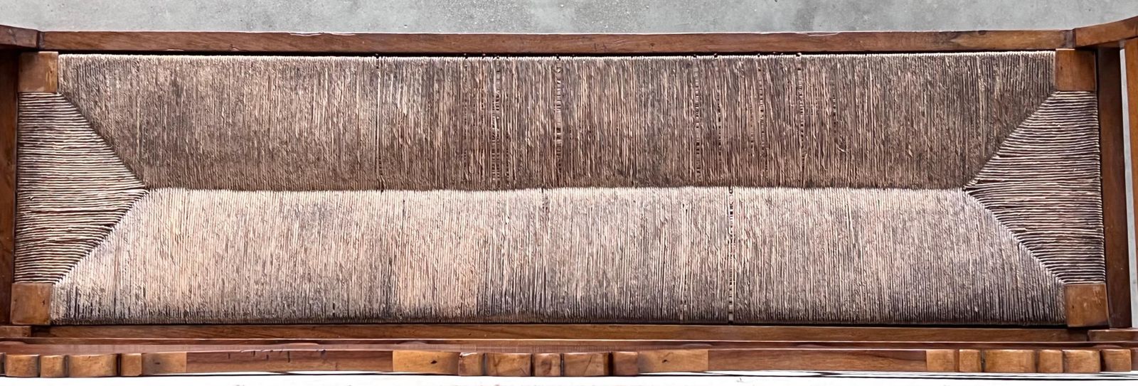 Banc catalan du XXe siècle en noyer, assise cannée photo 4451.0