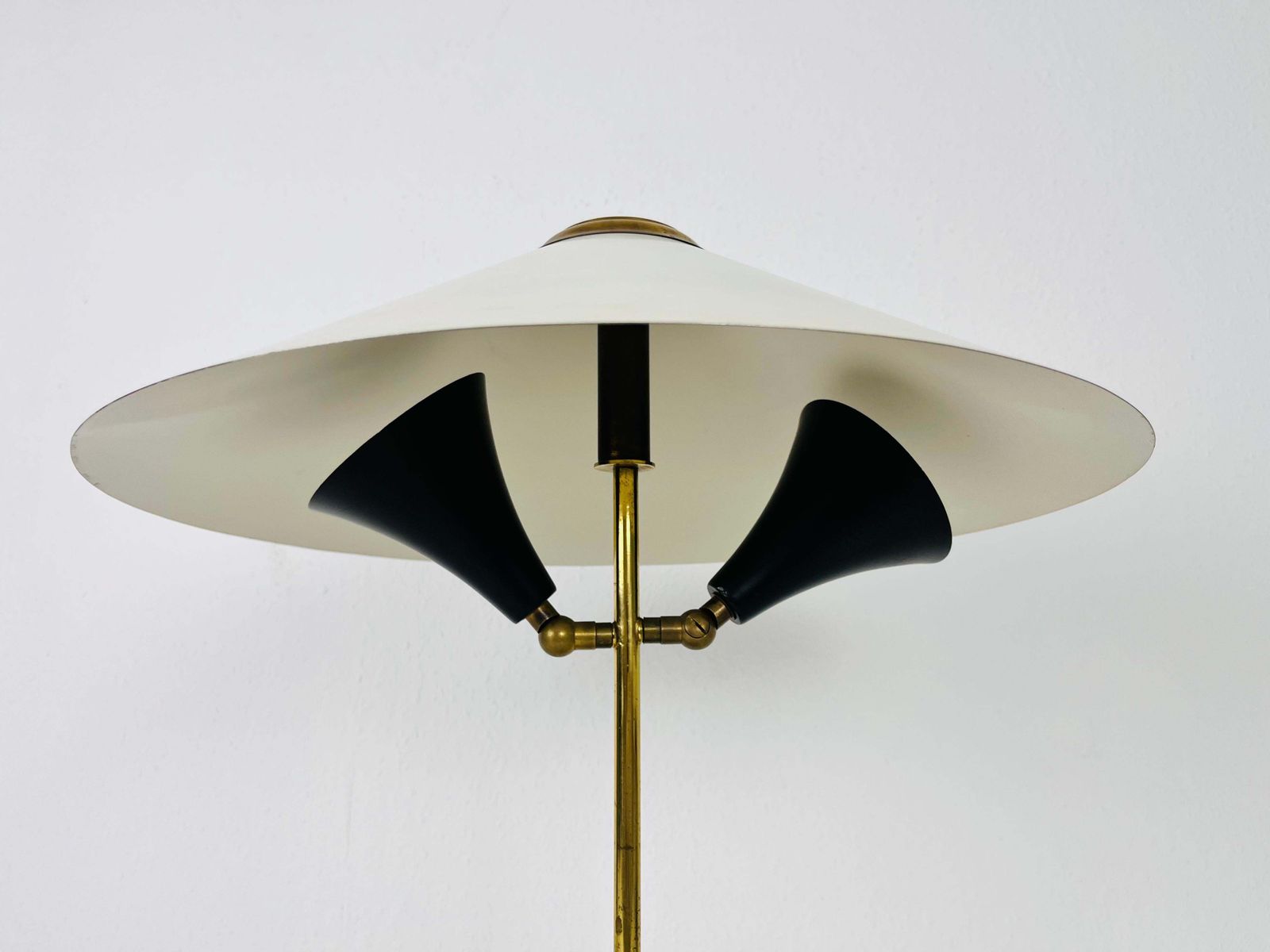 Italian Marble Base And Brass Table Lamp, 1960s, Italy photo vinterior