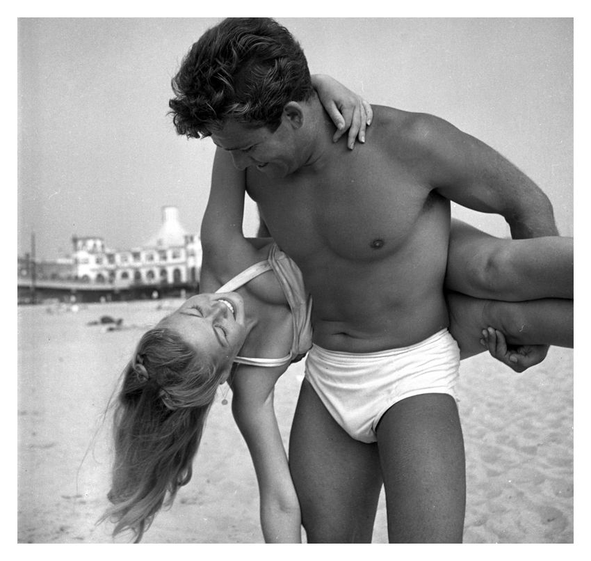 Muscle Beach Santa Monica 12x12" Silver Gelatin Fibre Print