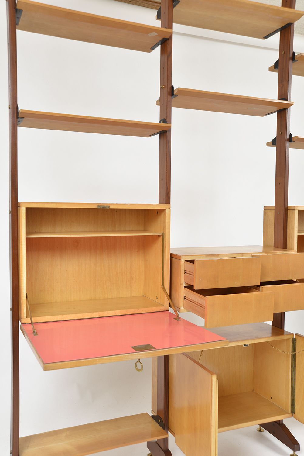 photo furniture Large 1950s Italian Mid Century Teak Maple Freestanding Shelving System 18 Pieces