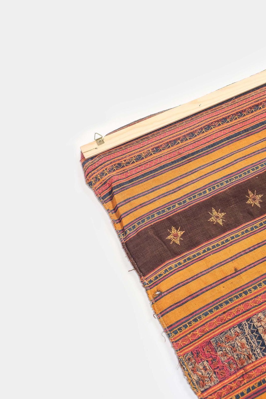 photo furniture Tapis Sumatra. 19th Century,  Probably Post Krakatoa