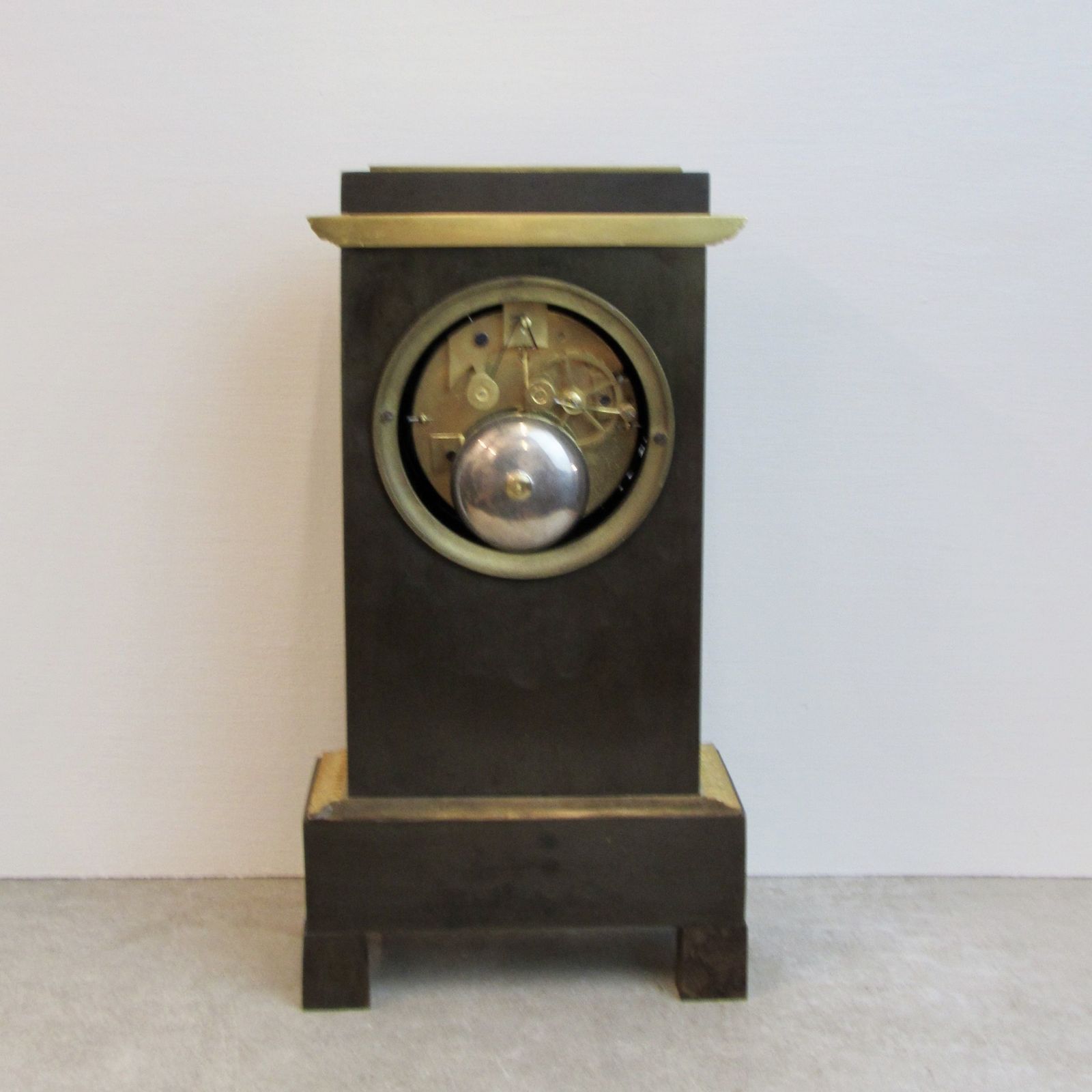Charles X Period Patinated Bronze And Gilt French Clock By Pons. photo vinterior