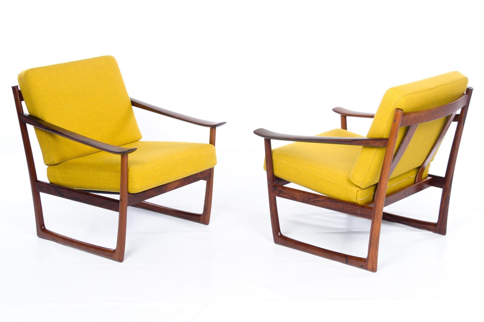 Rare Seating Group By Peter Hvidt For France Son. Rio Rosewood With Cites Reference Certificate. Mid Century, Vintage photo for sale