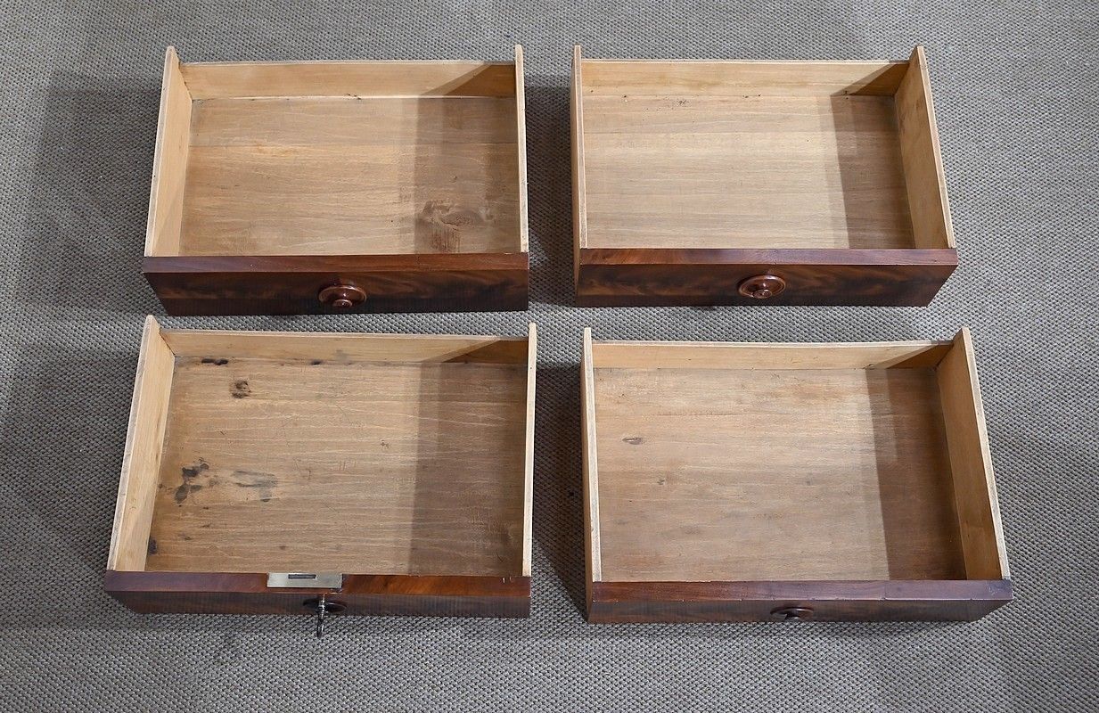 3213.6 Small Chest Of Drawers In Mahogany Bramble, 19th Century photo