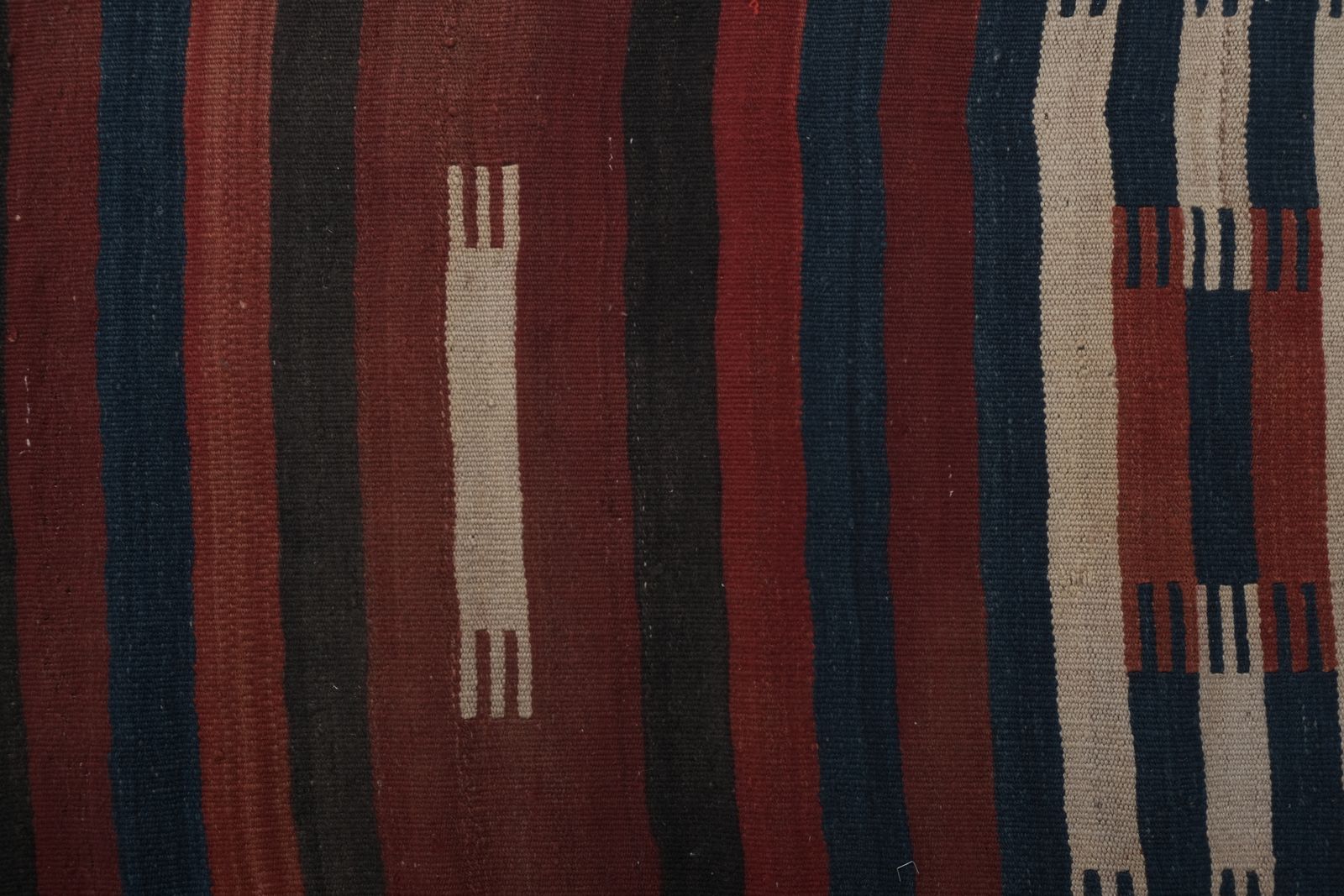 photo furniture Striped Long Turkish Kilim Runner Rug 2'7'' X 23'2''
