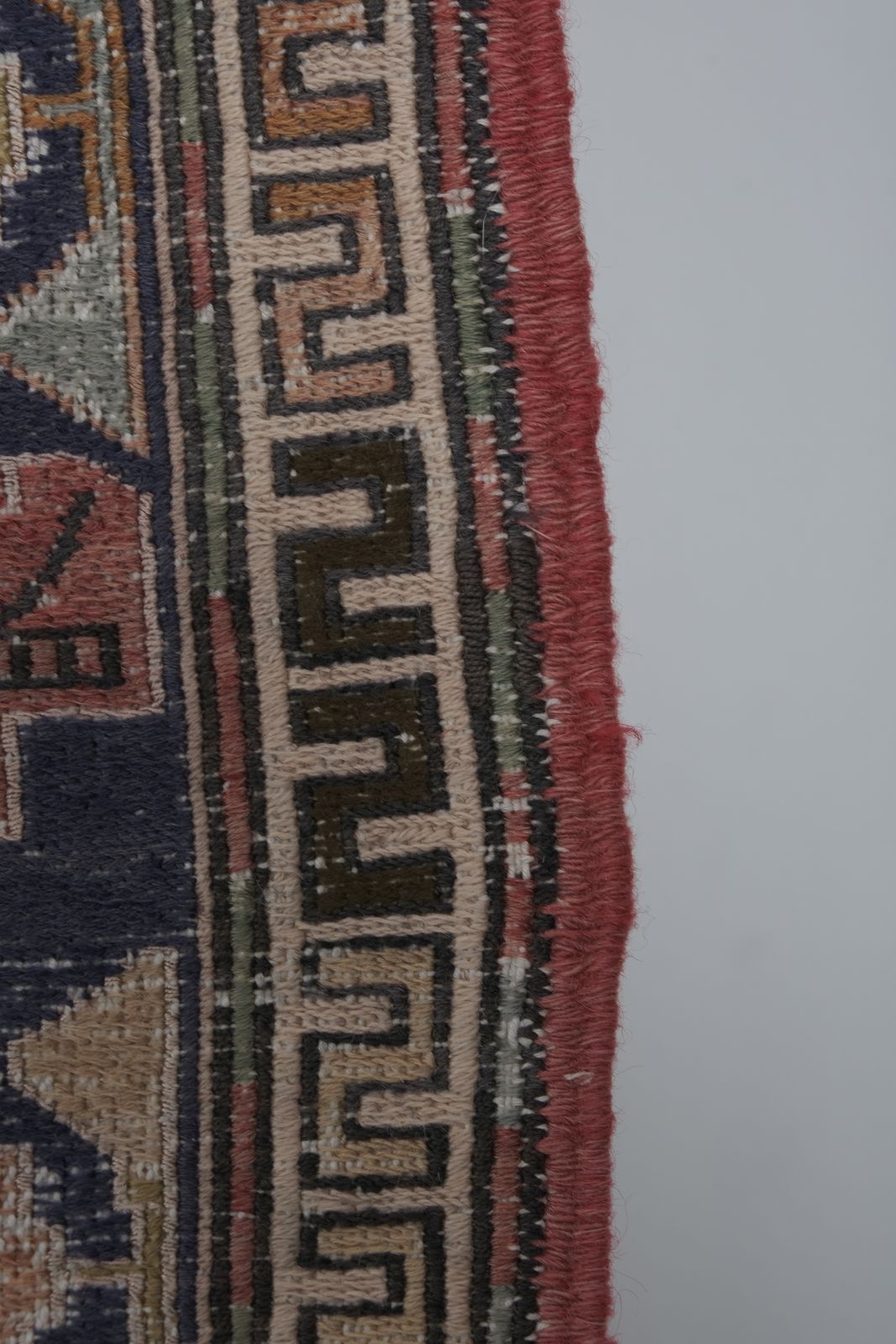 Textiles Distressed Turkish Animal Soumac Kilim Rug 3'8'' X 6'8'' photo