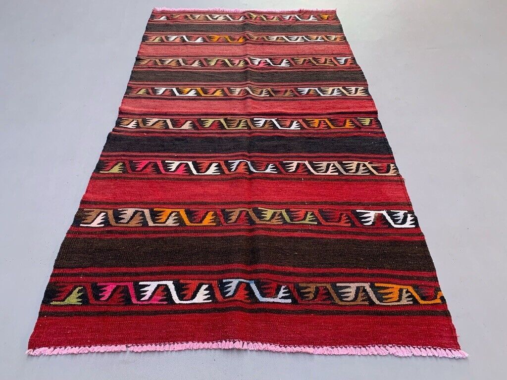 Medium Vintage Turkish Kilim Rug 188x104 Cm Wool Kelim photo furniture
