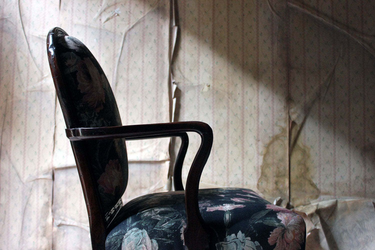 A George III Chinese Chippendale Mahogany & Upholstered Open Armchair C.1780 photo for sale