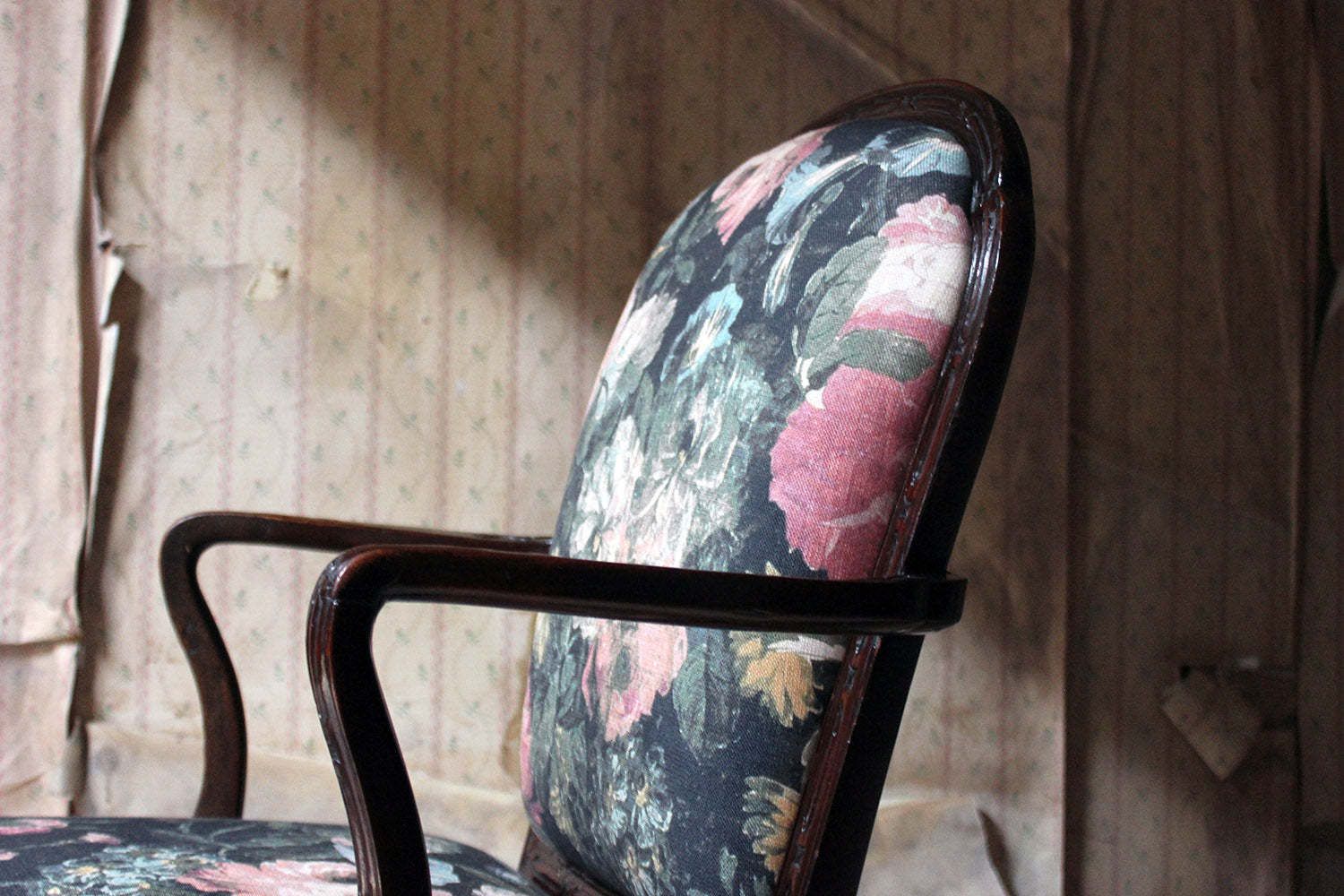 A George III Chinese Chippendale Mahogany & Upholstered Open Armchair C.1780 photo vinterior