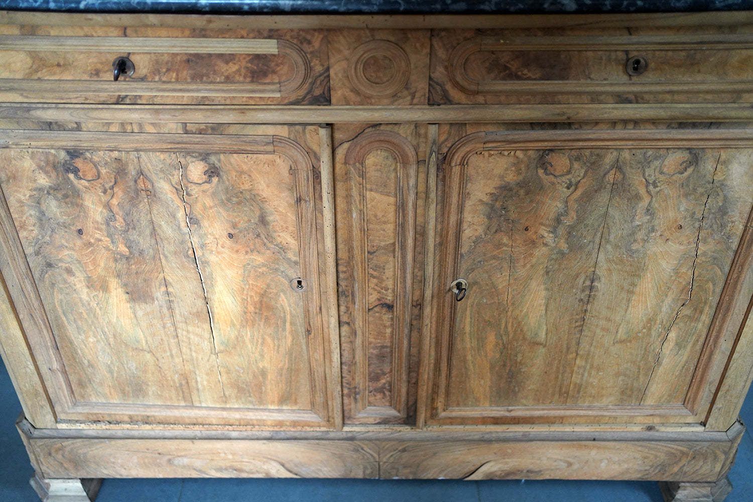 2750.0 A Late 19thc French Walnut Buffet Deux Corps C.1890 photo
