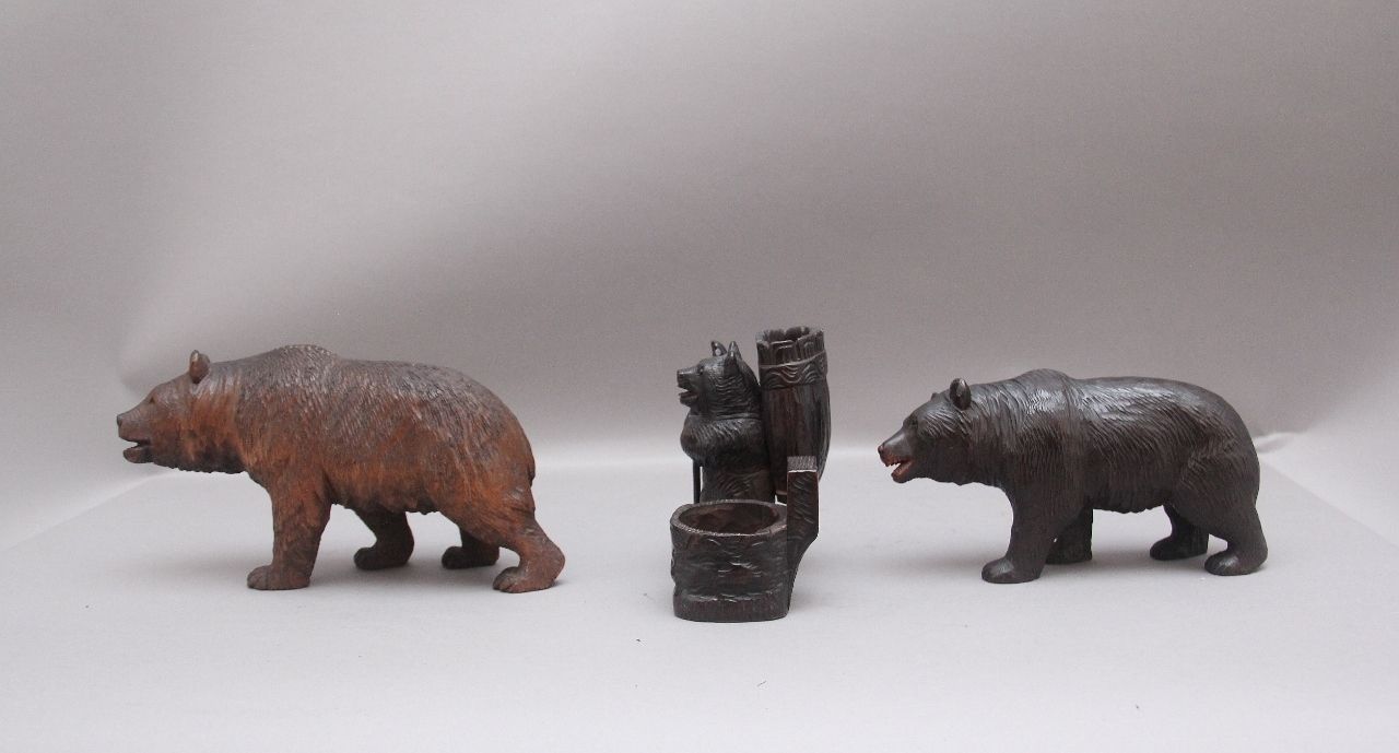 A Set Of Three 19th Century Black Forest Carvings photo vinterior