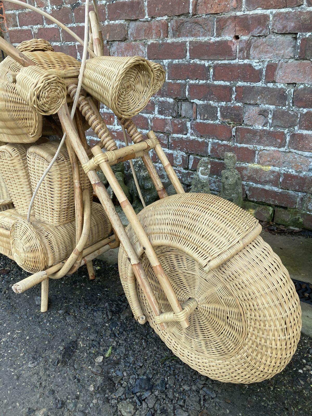Harley Davidson Wicker Bike photo 1250.0