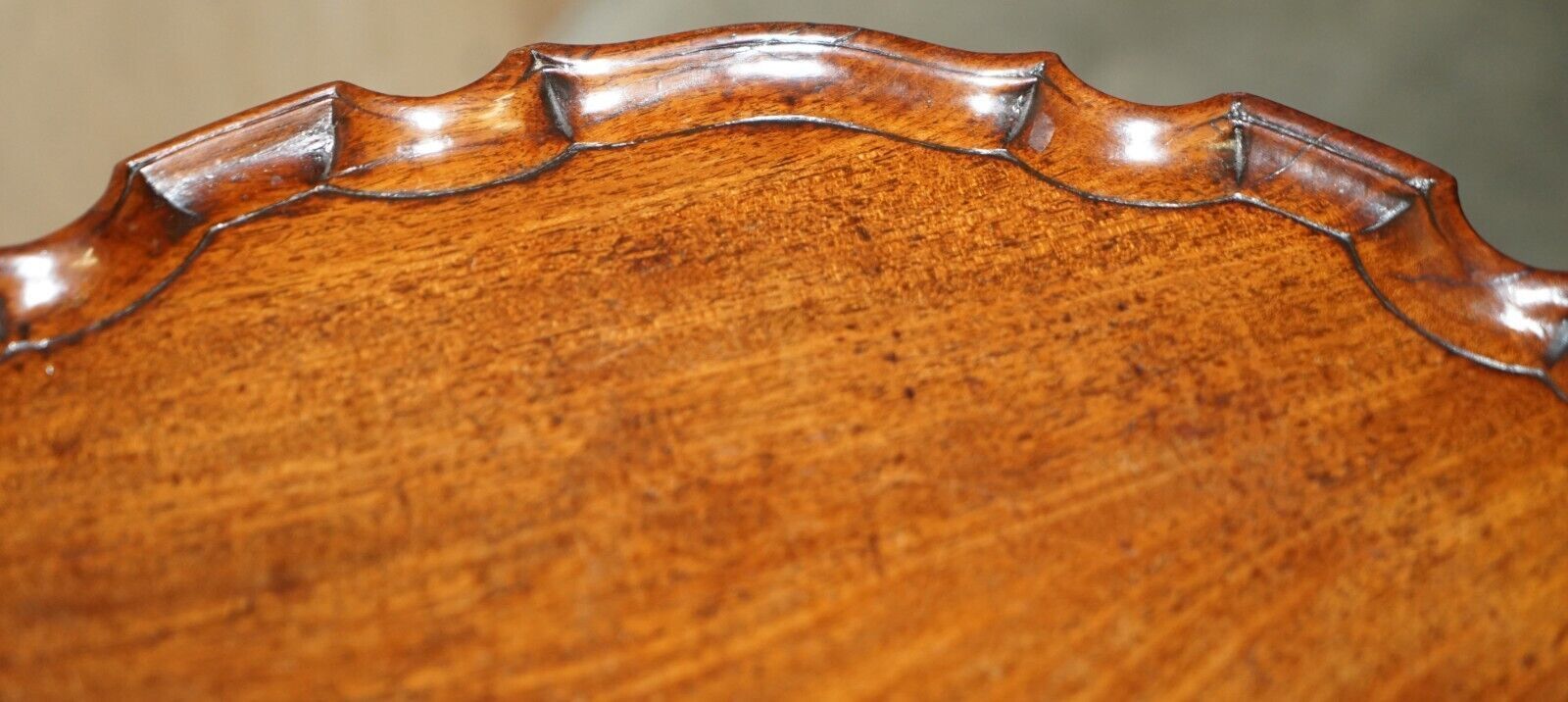 photo buy Exquisite Cir 1860 Antique Flamed Mahogany Pie Crust Side End Lamp Tripod Table