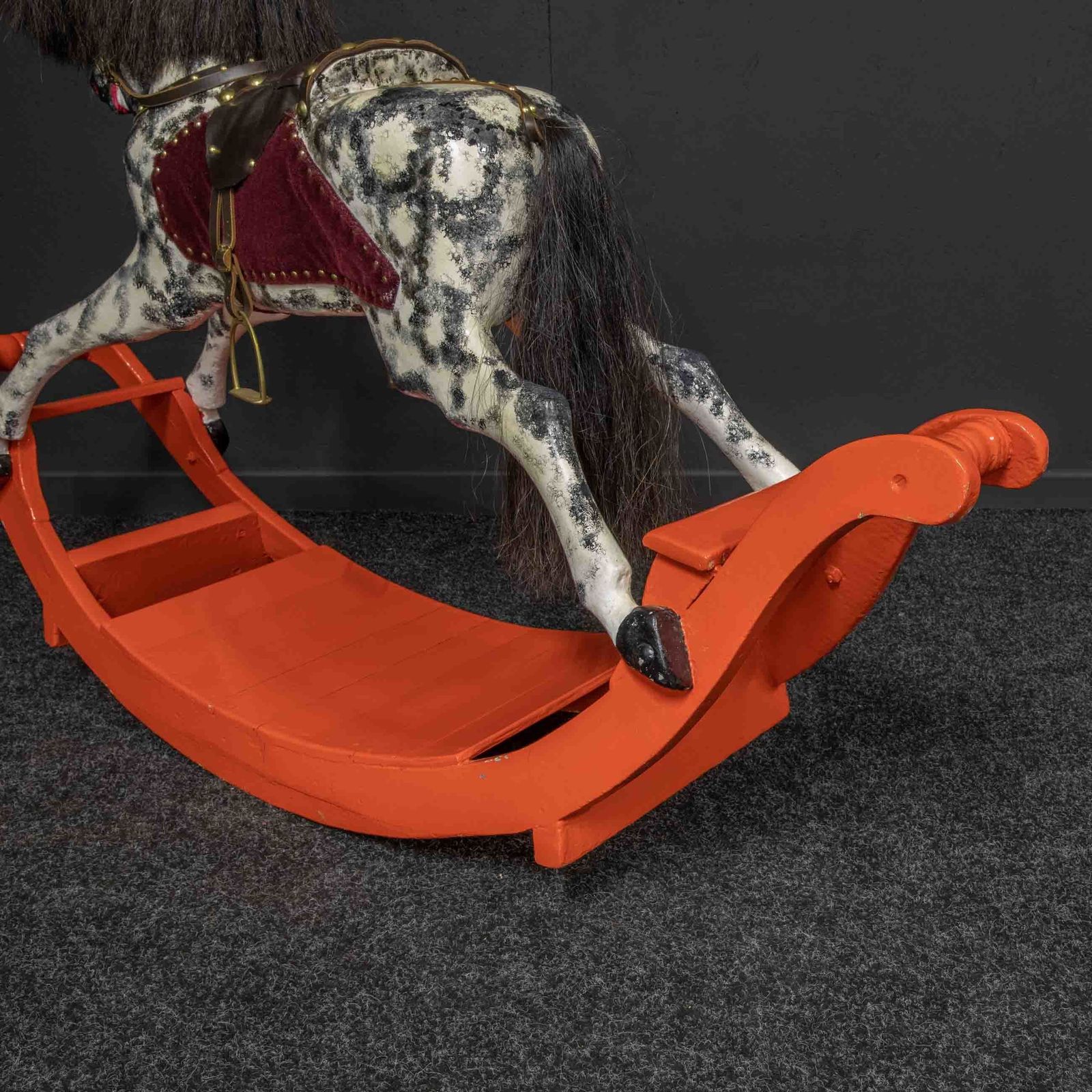 photo vinterior Victorian Rocking Horse