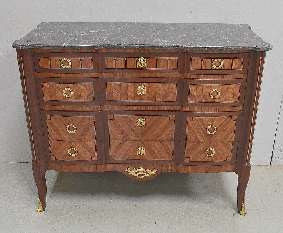 Chest Of Drawers In Marquetry Transition Louis XV / Louis XVI – 1st Part 19th Century