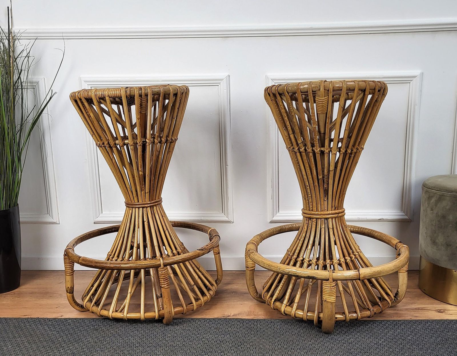 Pair Of 1960s Italian Bamboo Bohemian French Riviera Round Bar Stools Chairs photo buy
