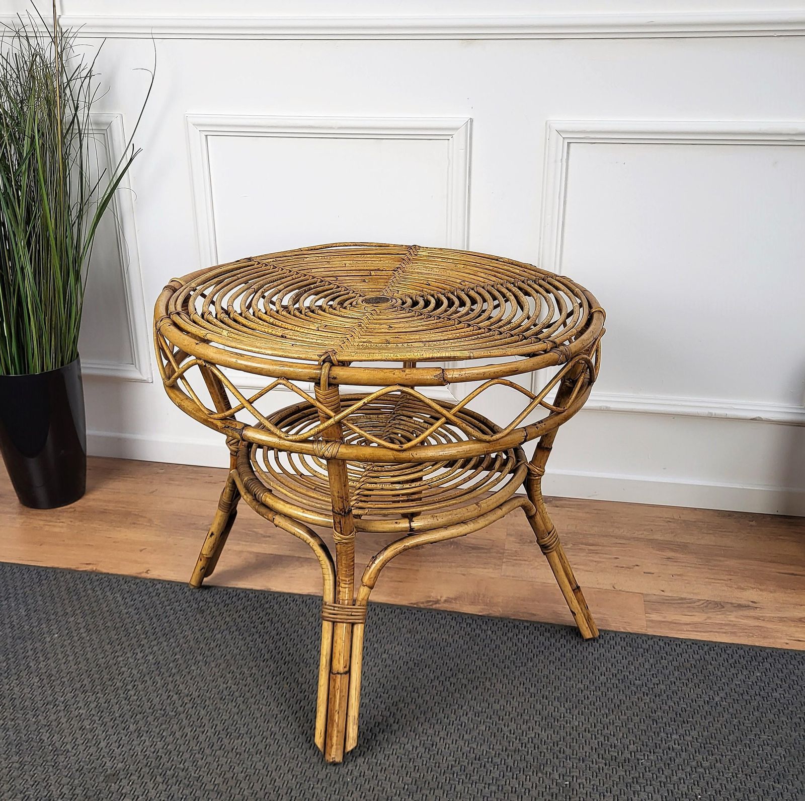 1960s Italian Bamboo Rattan Bohemian French Riviera Round Coffee Table photo 1100.0