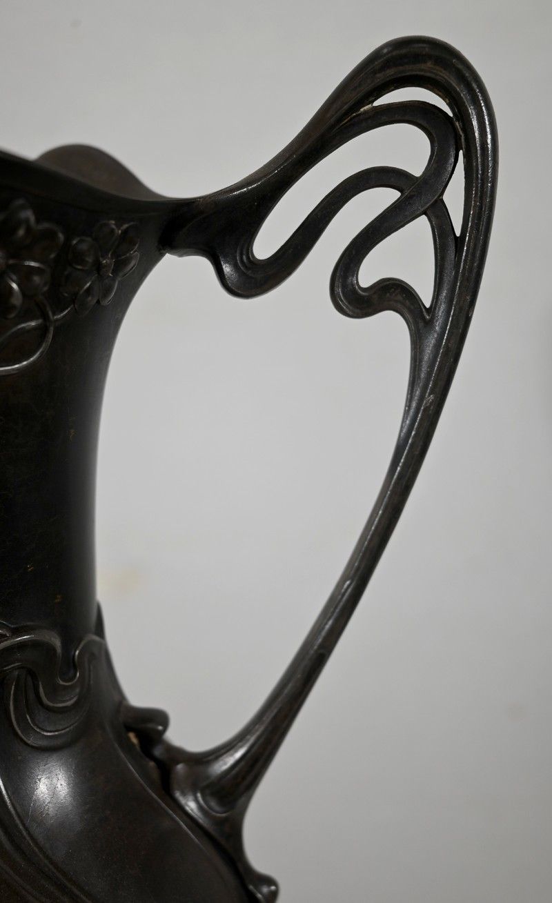 photo for sale Important Pair Of Pewter Vases, Art Nouveau   1900