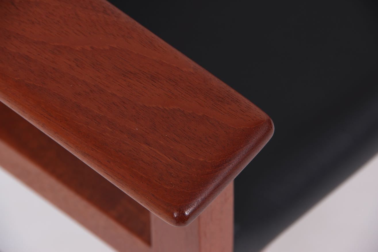 Hans J. Wegner Armchair. Renovated And Upholstered With Black Leather. Johannes Hansen Cabinetmaker. photo Furniture