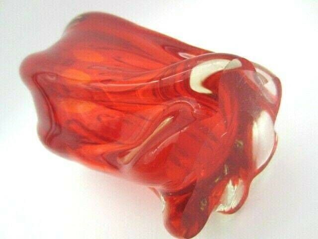 Murano Bright Red Glass Spiral Twist Vintage Sommerso Vase photo vinterior