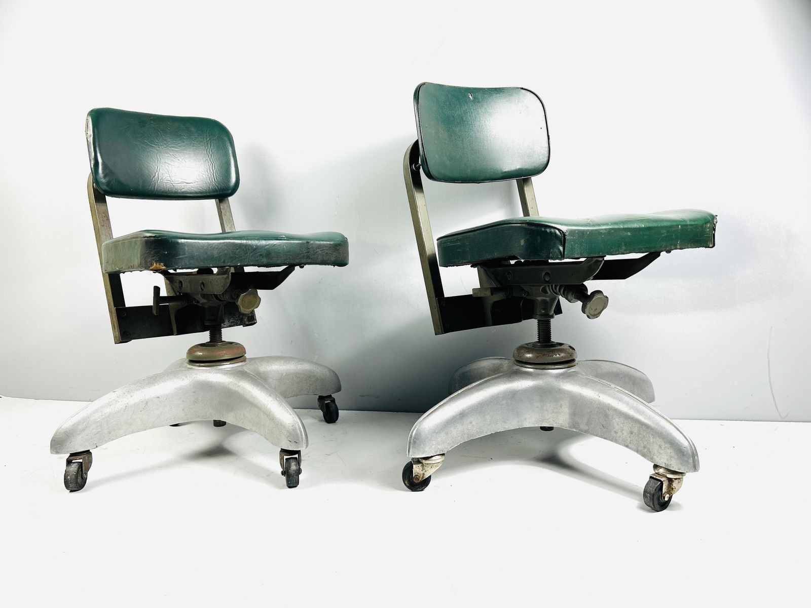 Model 1938 Swivel Desk Chairs By Gio Ponti. photo vinterior