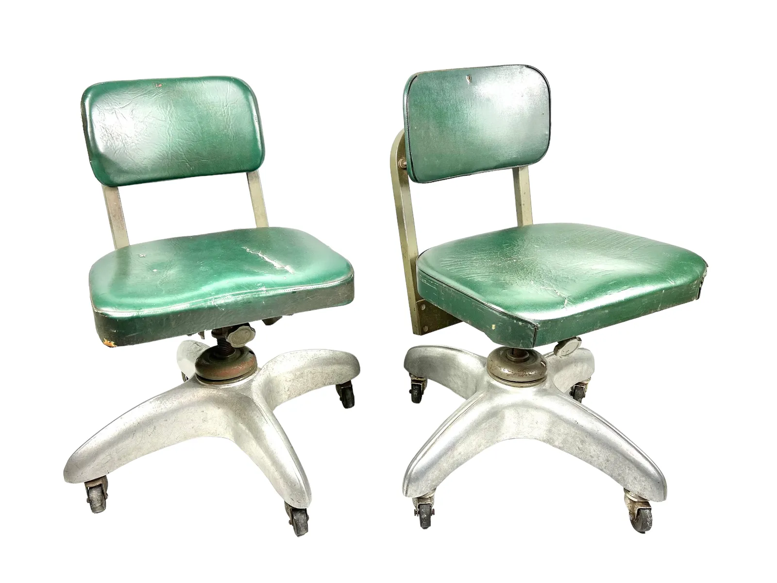 photo vinterior Model 1938 Swivel Desk Chairs By Gio Ponti.