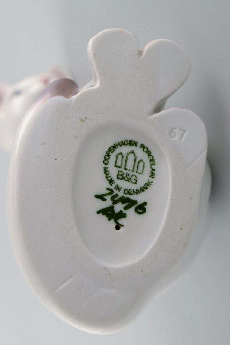 B & G / Bing & Grondahl Porcelain Figure, Sitting Cat, Number 2476 photo buy