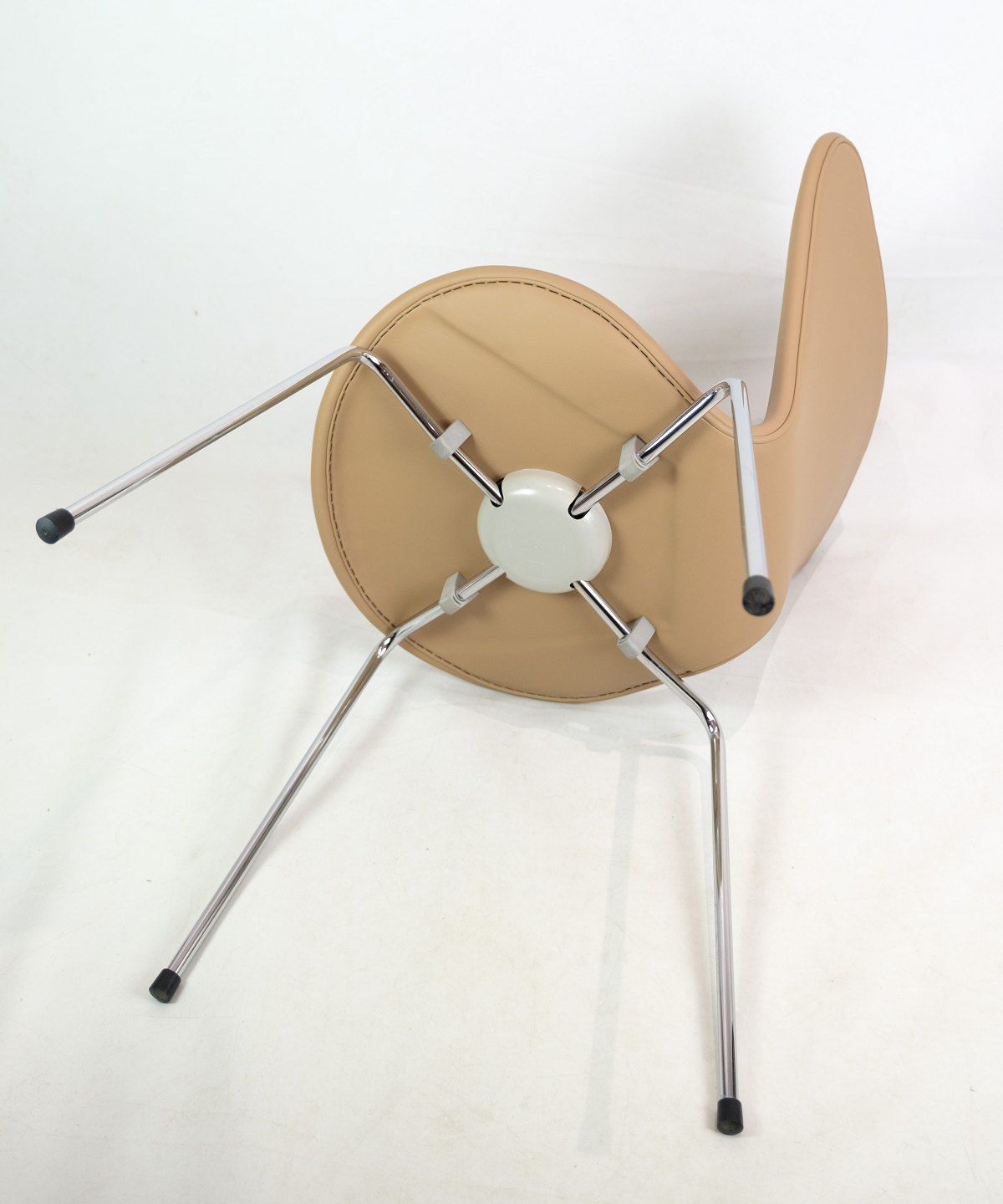A Set Of 4 Seven Chairs Model 3107 By Arne Jacobsen For Fritz Hansen photo vintage