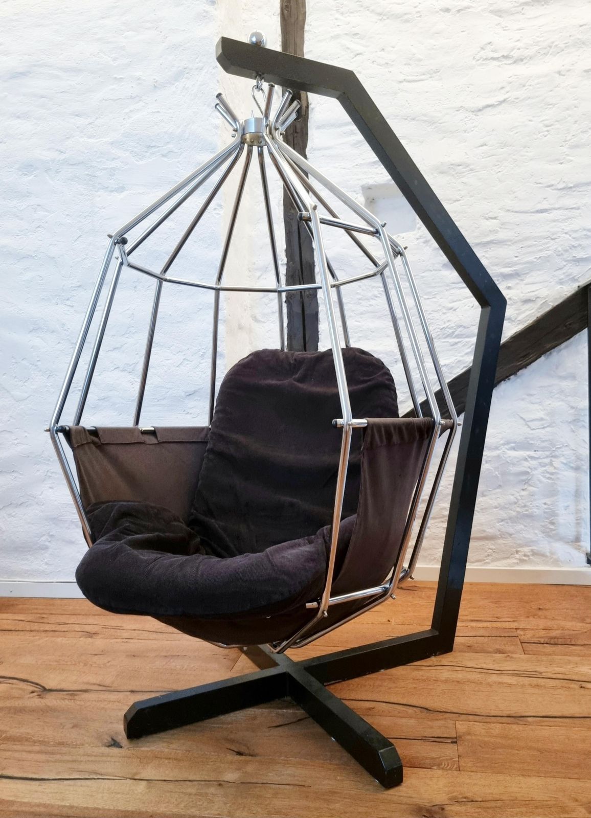 Iconic Midcentury Scandinavian Modern, "Parrot Chair" / Pepegojan, Swedish 1970s